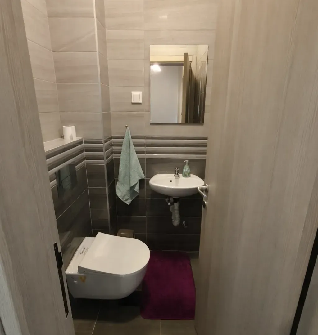 Izdavanje, dvosoban stan, 74m², Stari Aerodrom, Podgorica