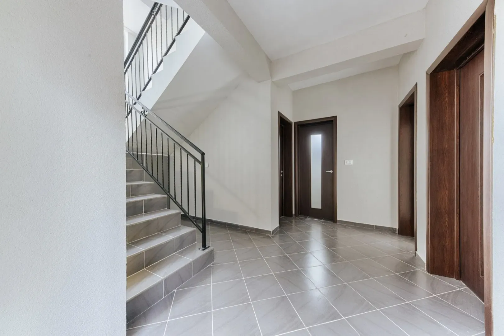 Prodaja, kuća, 250m², Utjeha, Bar