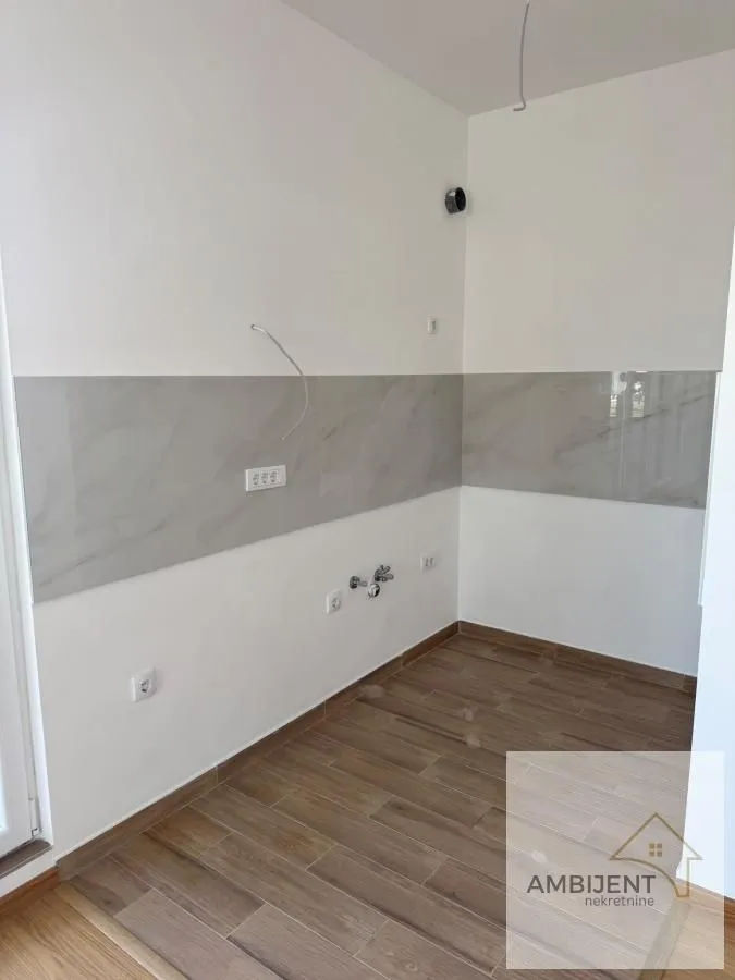 Prodaja, jednosoban stan, 45m², Ledine, Beograd