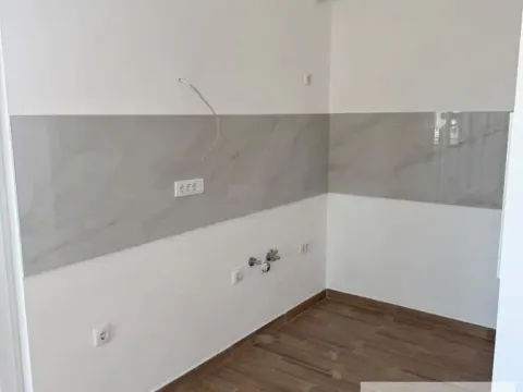 Prodaja, jednosoban stan, 45m², Ledine, Beograd - image 2
