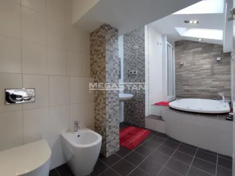 Izdavanje, četvorosoban stan, 112m², Vračar Centar, Vračar Sve Podlokacije - image 14