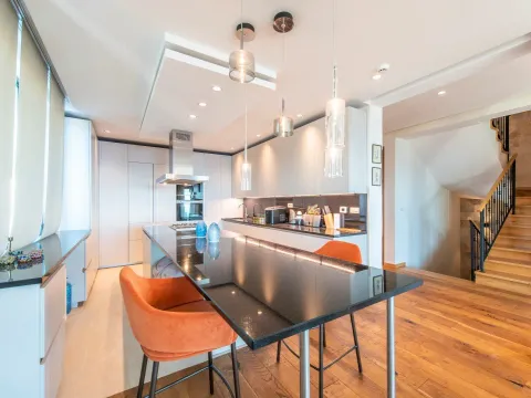 Prodaja, kuća, 496m², Blizikuće, Budva - image 48