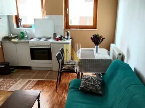 Prodaja, garsonjera, 21m², Salajka, Novi Sad Sve Podlokacije