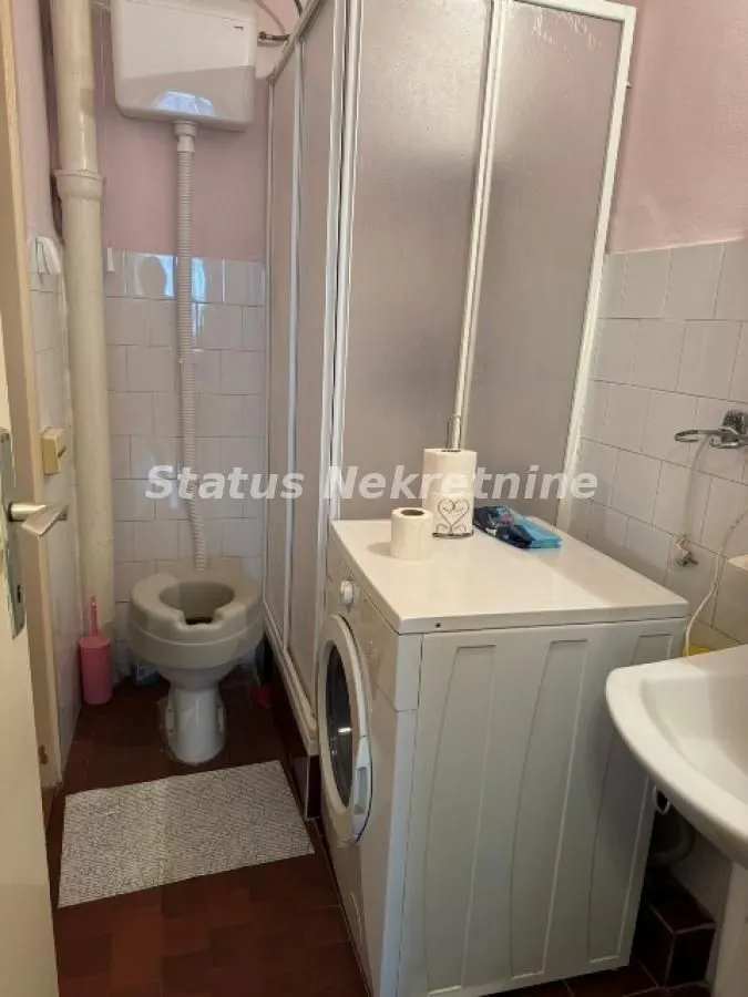 Izdavanje, dvosoban stan, 53m², Bulevar Oslobodjenja, Novi Sad Sve Podlokacije