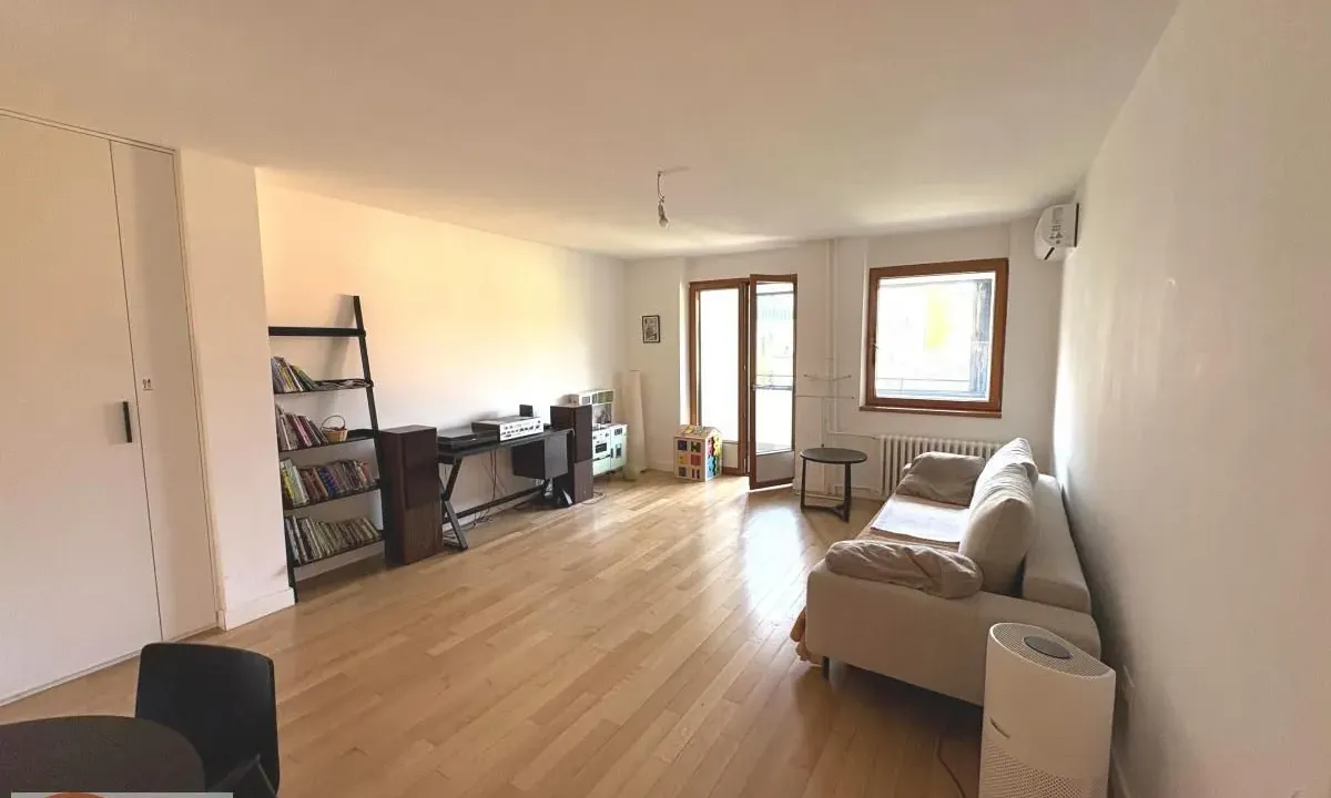 Sale, three bedroom apartment, 86m², Stari Grad, Beograd