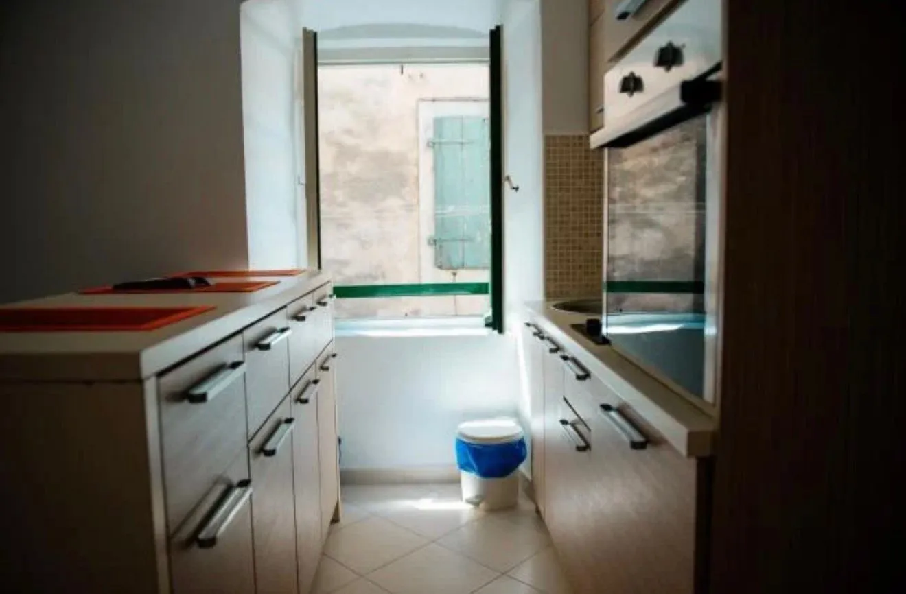 Rent, one bedroom apartment, 40m², Stari Grad Kotor, Kotor