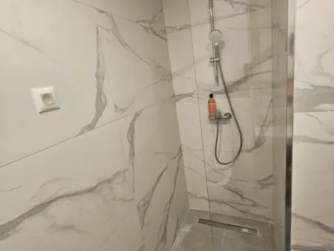 Izdavanje, jednosoban stan, 46m², Stari Aerodrom, Podgorica - image 11