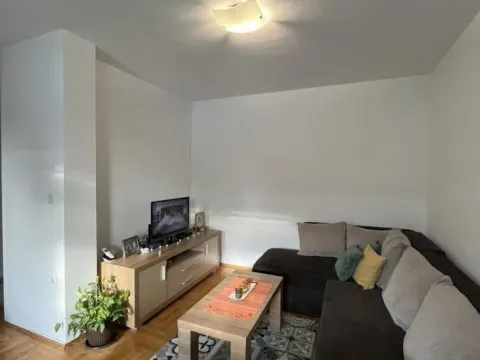 Prodaja, četvorosoban stan, 77m², Bulevar patrijarha Pavla, Novi Sad Sve Podlokacije - image 36