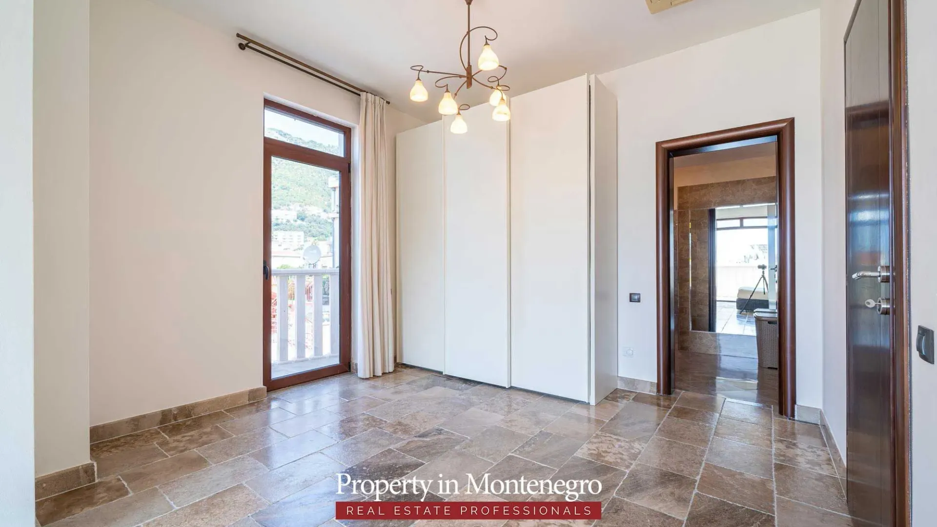 Sale, house, 971m², Petrovac, Budva