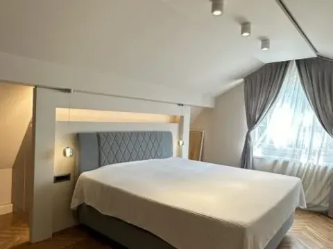 Rent, four bedroom apartment, 197m², Banovo Brdo, Beograd - image 12