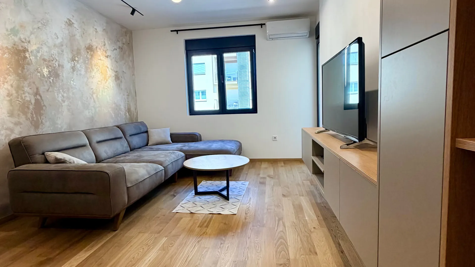 Rent, one bedroom apartment, 47m², City Kvart, Podgorica