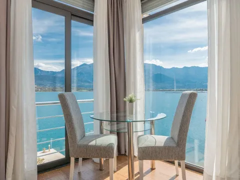 Sale, house, 172m², Kotor, Crna Gora - image 19