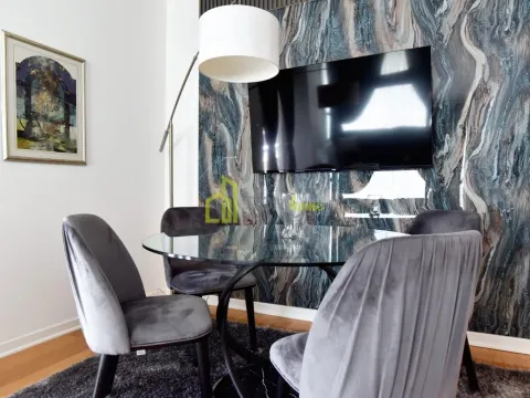 Izdavanje, trosoban stan, 89m², Tre Canne, Budva - image 20