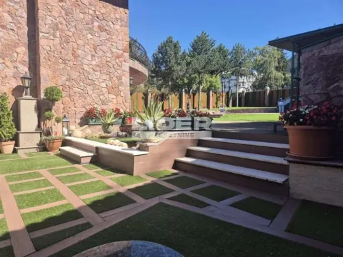 Prodaja, kuća, 830m², Senjak, Beograd - image 19