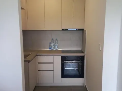 Izdavanje, jednosoban stan, 29m², Novo naselje, Novi Sad