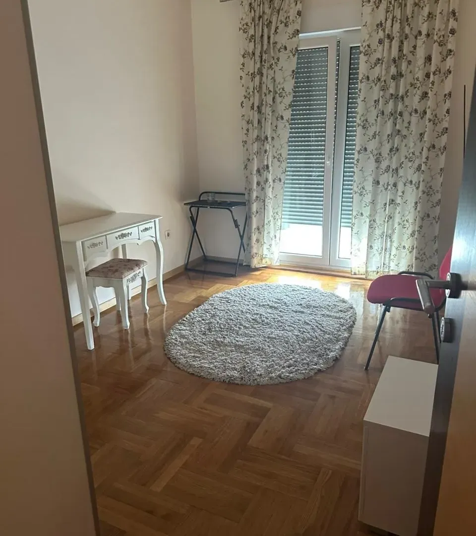 Rent, three bedroom apartment, 84m², Tuški Put, Podgorica