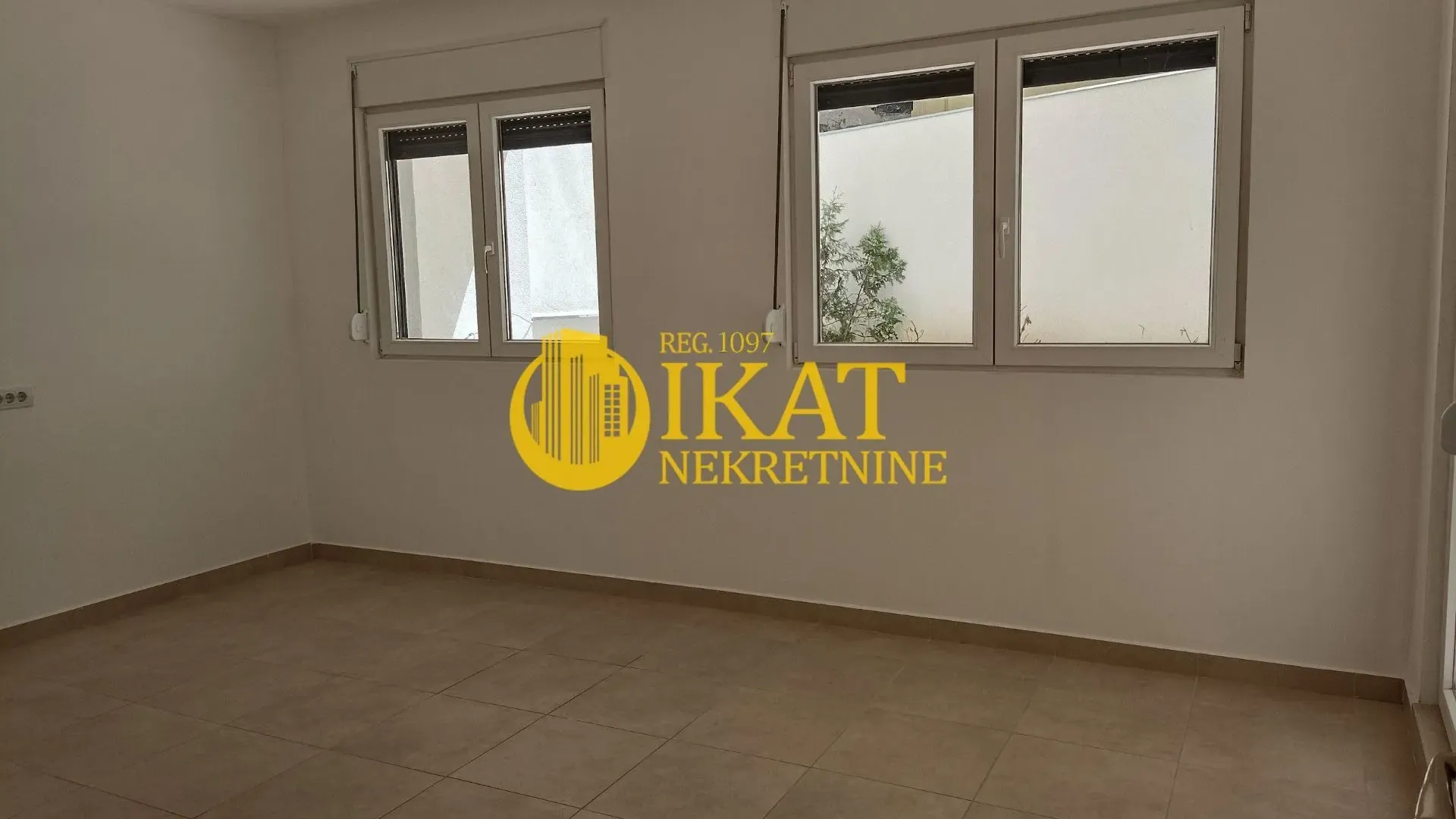 Prodaja, dvosoban stan, 104m², Dušanovac, Voždovac Sve Podlokacije