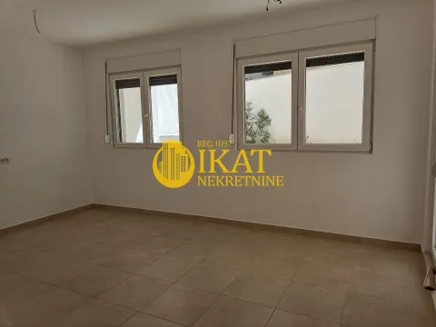 Prodaja, dvosoban stan, 104m², Dušanovac, Voždovac Sve Podlokacije - image 3