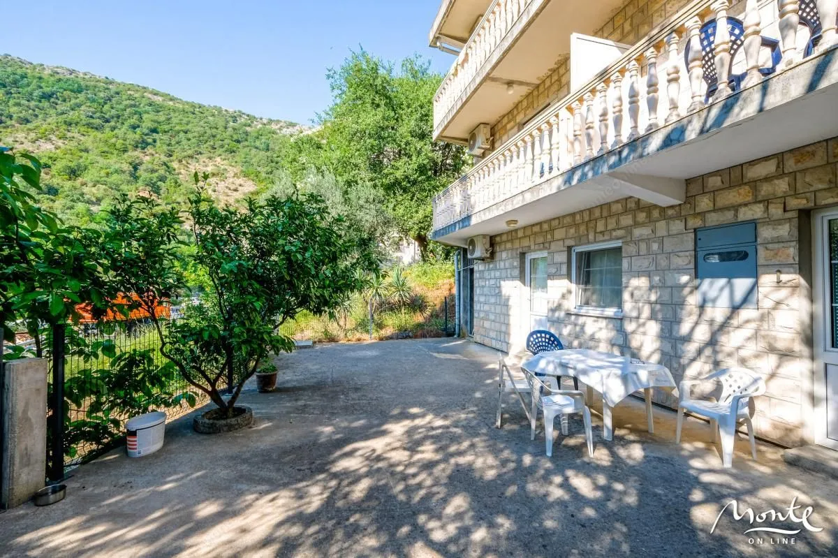 Sale, house, 195m², Bečići, Budva