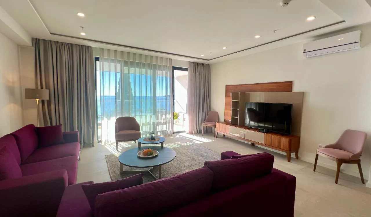 Prodaja, dvosoban stan, 107m², Budva, Crna Gora