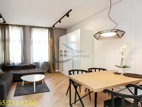 Prodaja, trosoban stan, 73m², Stari Grad, Beograd