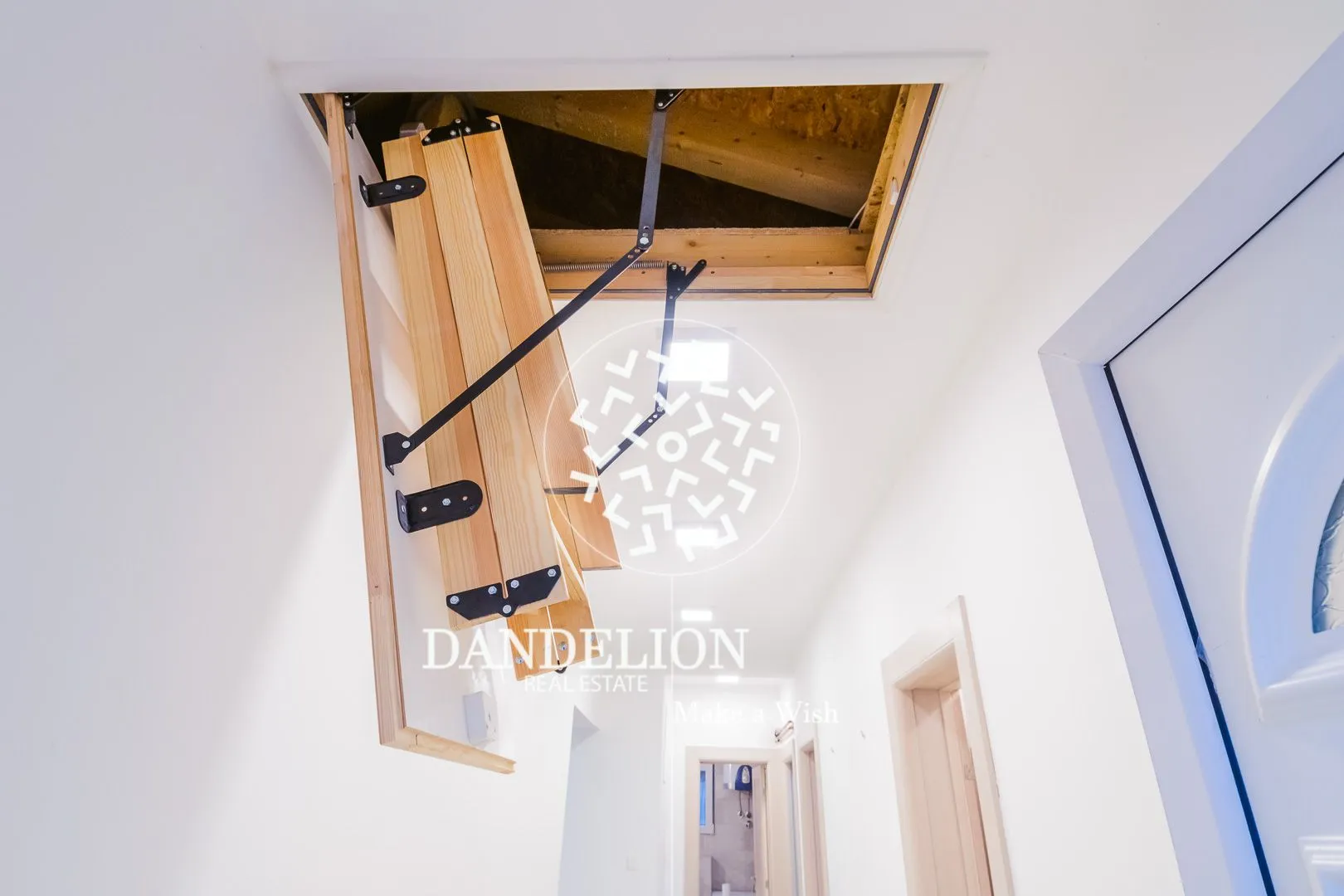 Izdavanje, trosoban stan, 125m², Vranići, Podgorica