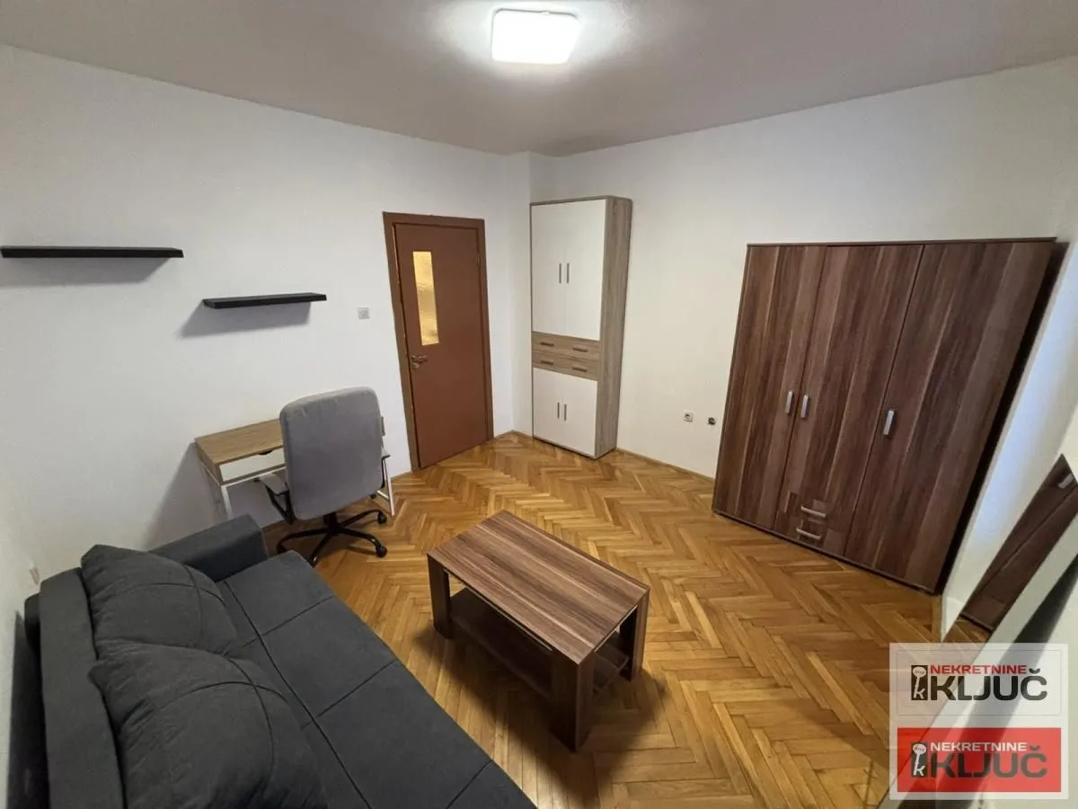Rent, studio apartment, 26m², Novo naselje, Novi Sad