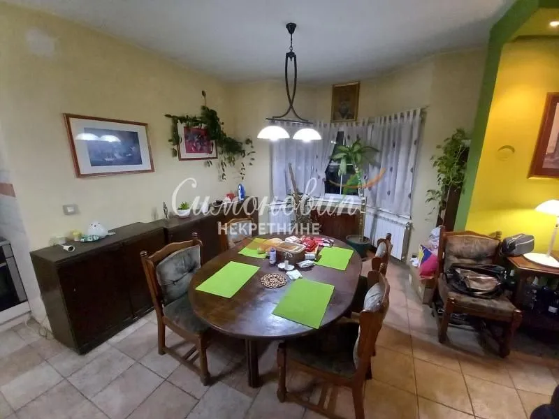 Prodaja, kuća, 167m², Ledine, Beograd
