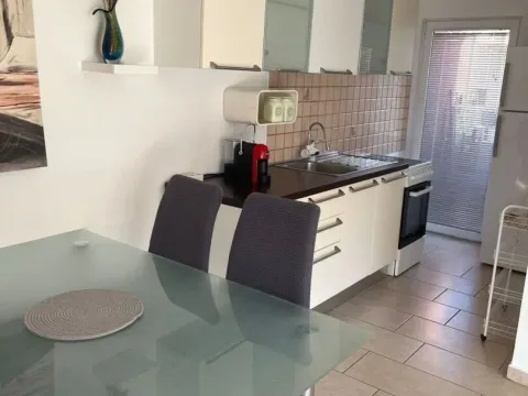 Prodaja, dvosoban stan, 56m², Donja Lastva, Tivat - image 4