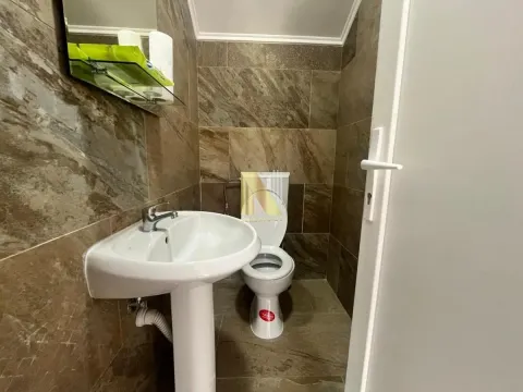 Sale, office space, 304m², Nova Pazova, Stara Pazova - image 18