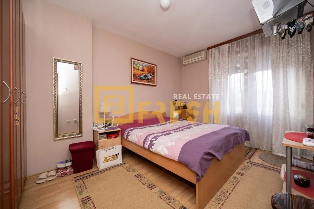 Prodaja, kuća, 140m², Pobrežje, Podgorica
