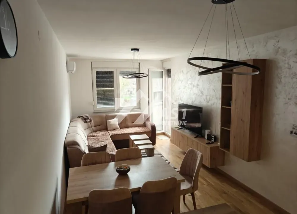 Izdavanje, dvosoban stan, 56m², Podbara, Novi Sad Sve Podlokacije