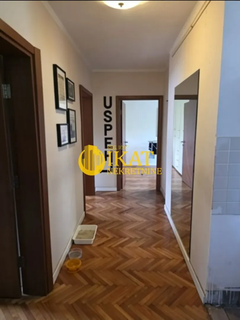 Prodaja, trosoban stan, 73m², Novi Beograd Sve Podlokacije, Beograd