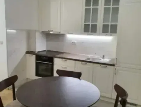 Izdavanje, jednosoban stan, 45m², Blok 6, Podgorica - image 2