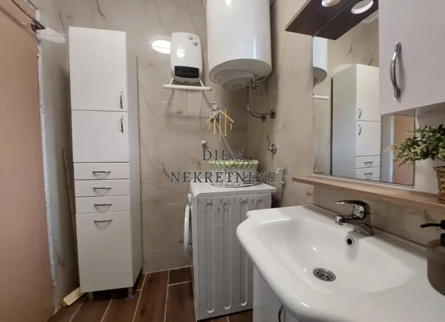 Rent, two bedroom apartment, 70m², Škaljari, Kotor