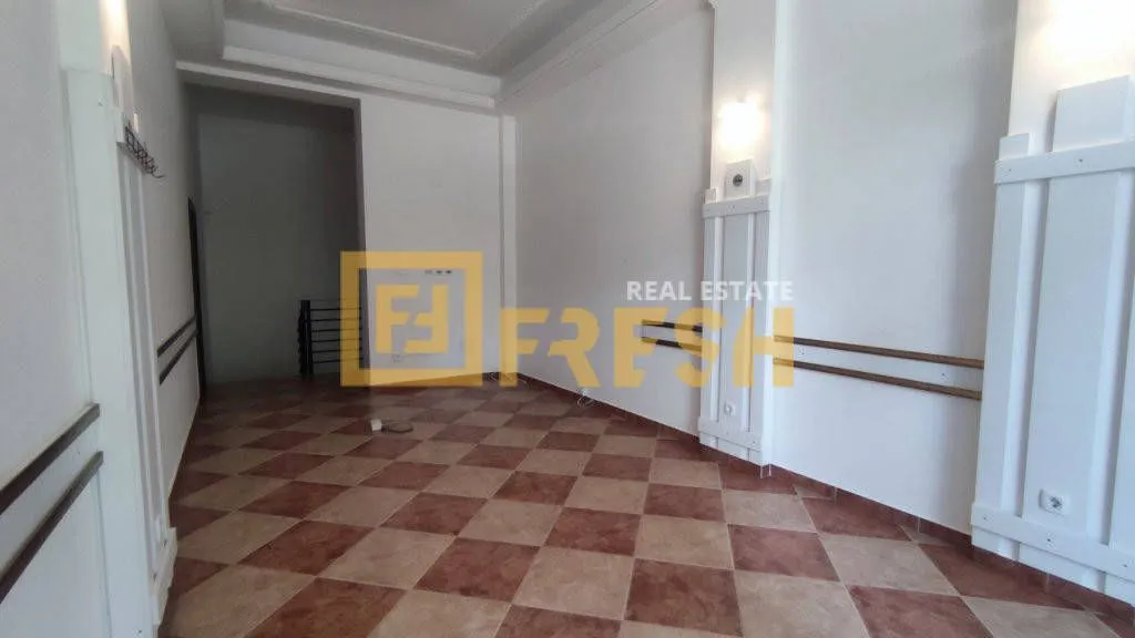 Rent, office space, 84m², Tološi, Podgorica