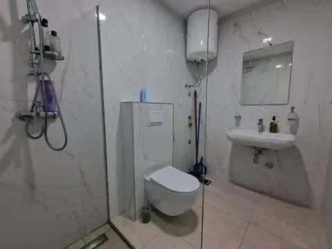 Stan-na-dan, jednosoban stan, 50m², Bečići, Budva - image 10