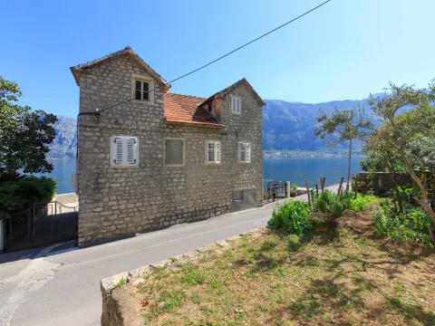 Sale, house, 100m², Prčanj, Kotor - image 3