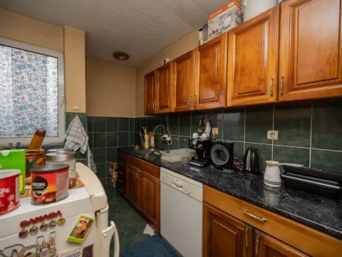 Prodaja, trosoban stan, 104m², Centar, Podgorica - image 9