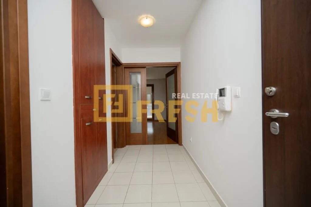 Izdavanje, dvosoban stan, 85m², Tološi, Podgorica