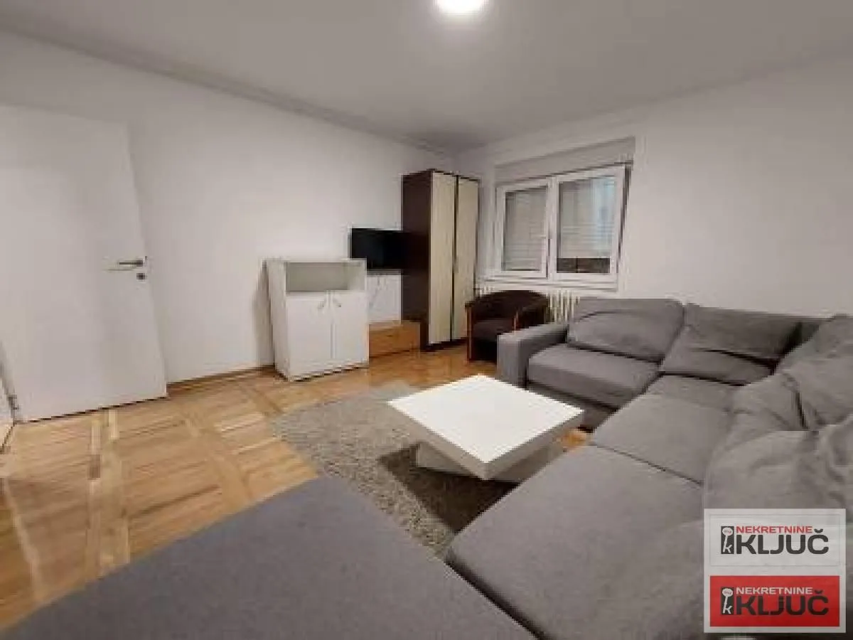 Prodaja, dvosoban stan, 47m², Železnička Stanica, Novi Sad Sve Podlokacije