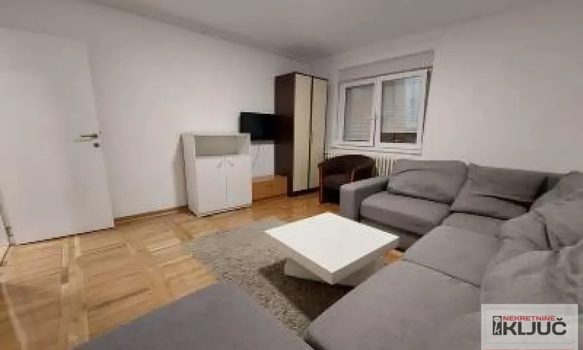 Prodaja, dvosoban stan, 47m², Železnička Stanica, Novi Sad Sve Podlokacije