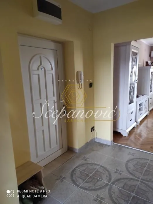 Prodaja, stan, 69m², Centar, Novi Sad