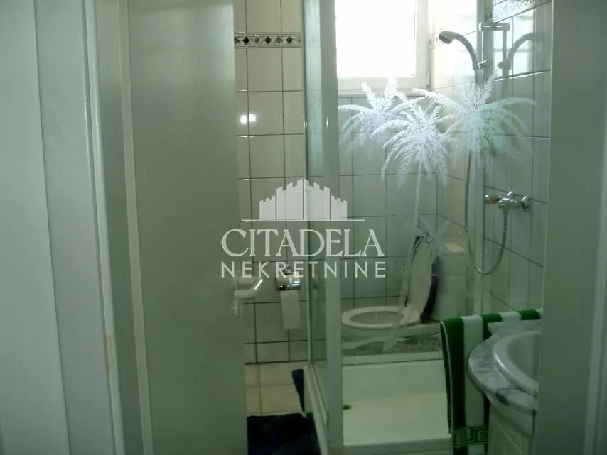 Sale, house, 432m², Resnik, Beograd