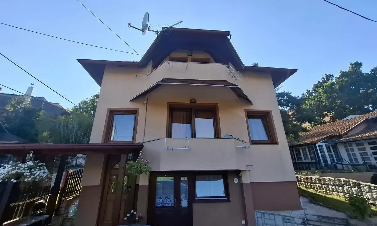 Prodaja, kuća, 154m², Banja Vrdnik, Irig