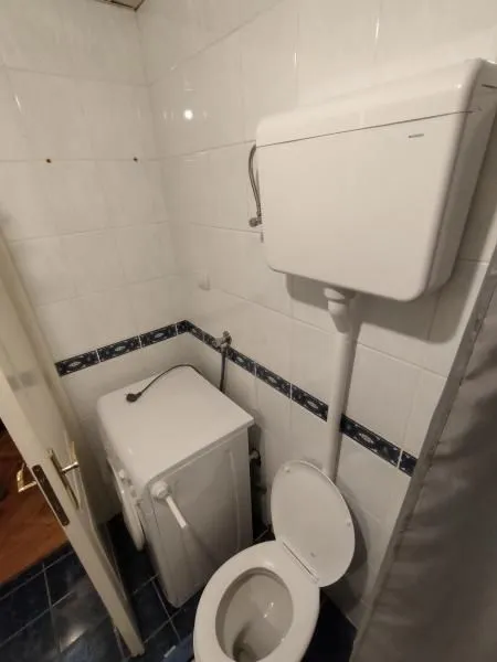 Izdavanje, jednosoban stan, 35m², Grbavica, Novi Sad Sve Podlokacije