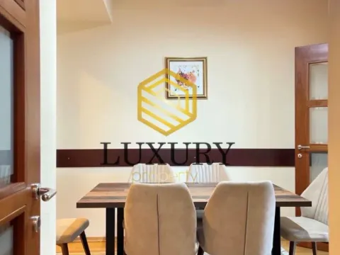 Izdavanje, dvosoban stan, 100m², Centar, Podgorica - image 3