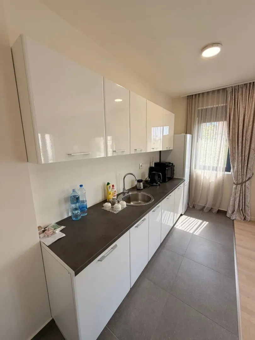 Prodaja, dvosoban stan, 60m², Babilonija, Budva