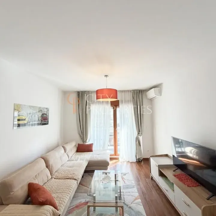 Izdavanje, stan, 49m², Master Kvart, Podgorica