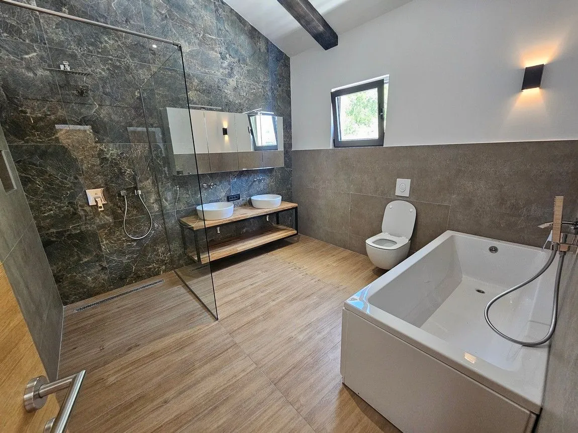 Sale, house, 430m², Blizikuće, Budva